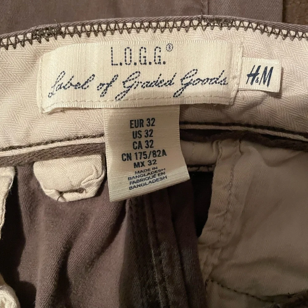 L.O.G.G. H&M - Slim Fit Khaki Pants. Size 32 - Picture 4 of 4